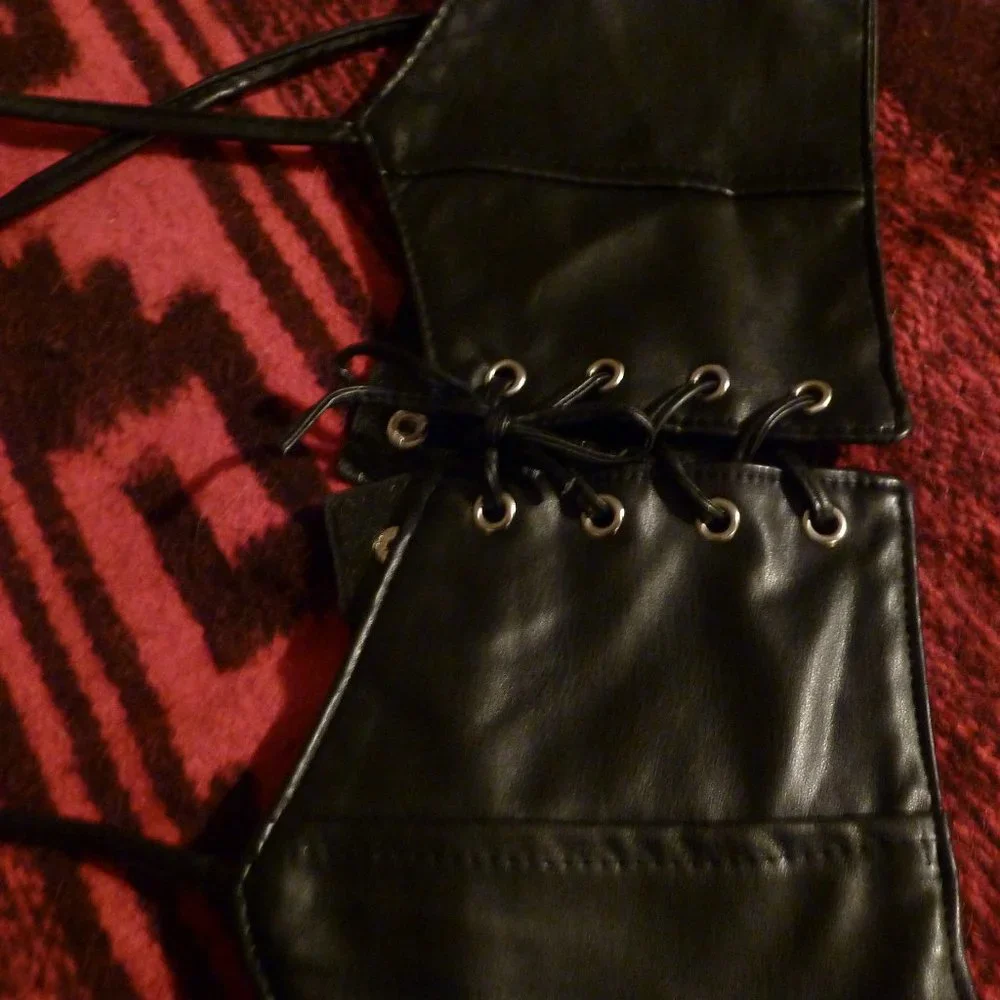 Fashion Fau Fashion Women's x Leather Tie Strap /Elastic  waist belt-cute corset